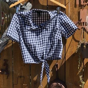 cropped bottom up patterned top!